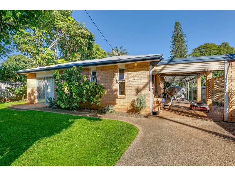 101 Dart Street, Redland Bay QLD 4165