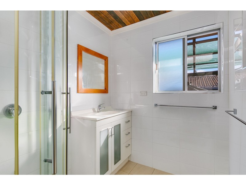 101 Dart Street, Redland Bay QLD 4165