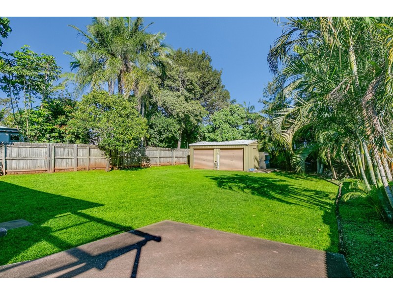 101 Dart Street, Redland Bay QLD 4165