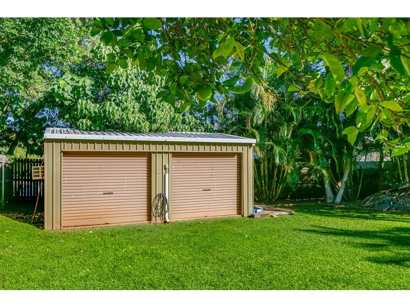 101 Dart Street, Redland Bay QLD 4165