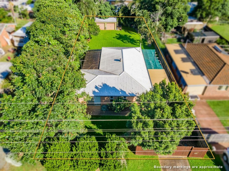 101 Dart Street, Redland Bay QLD 4165