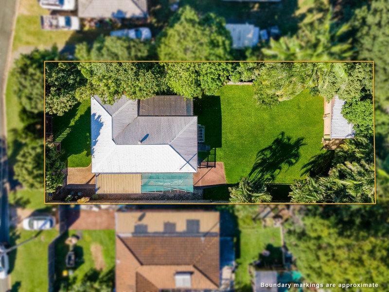 101 Dart Street, Redland Bay QLD 4165