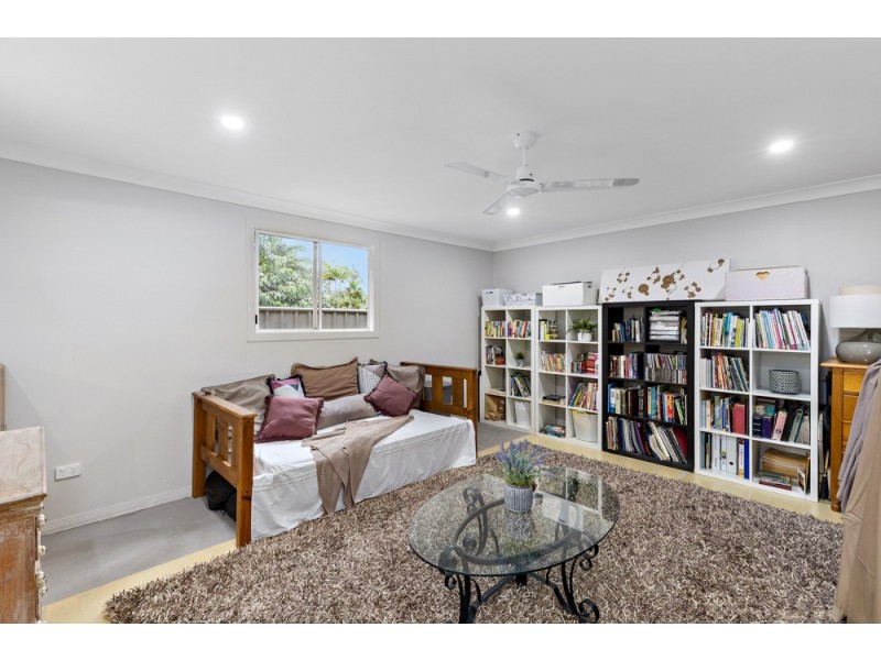 13 Plymstock Street, Alexandra Hills QLD 4161