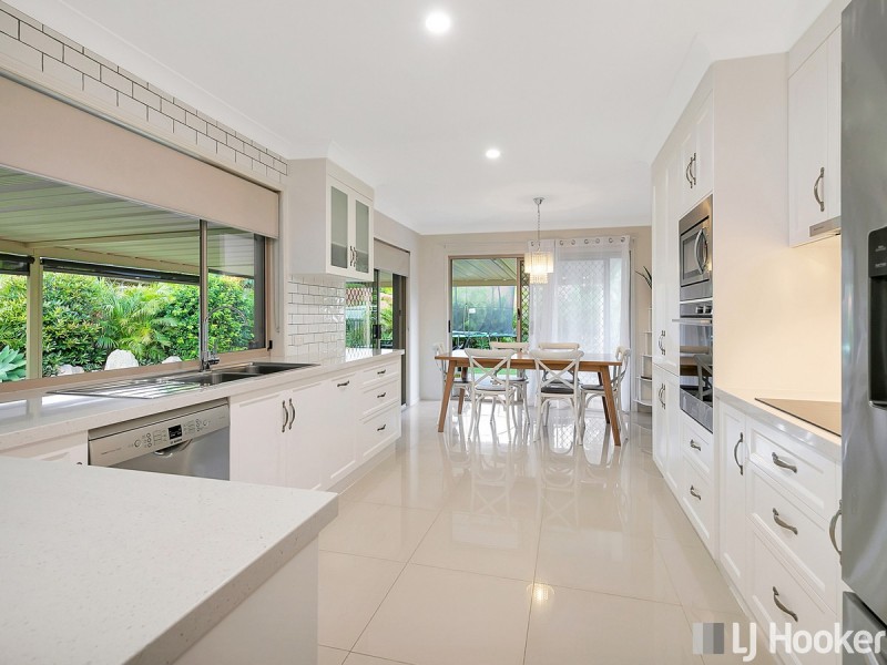 4 Bottlebrush Court, Victoria Point QLD 4165