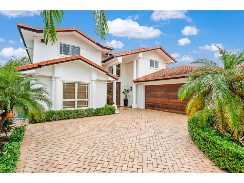 15 Caravel Court, Raby Bay QLD 4163