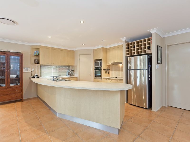 30 Trafalgar Vale Avenue, Wellington Point QLD 4160