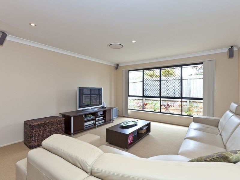 30 Trafalgar Vale Avenue, Wellington Point QLD 4160