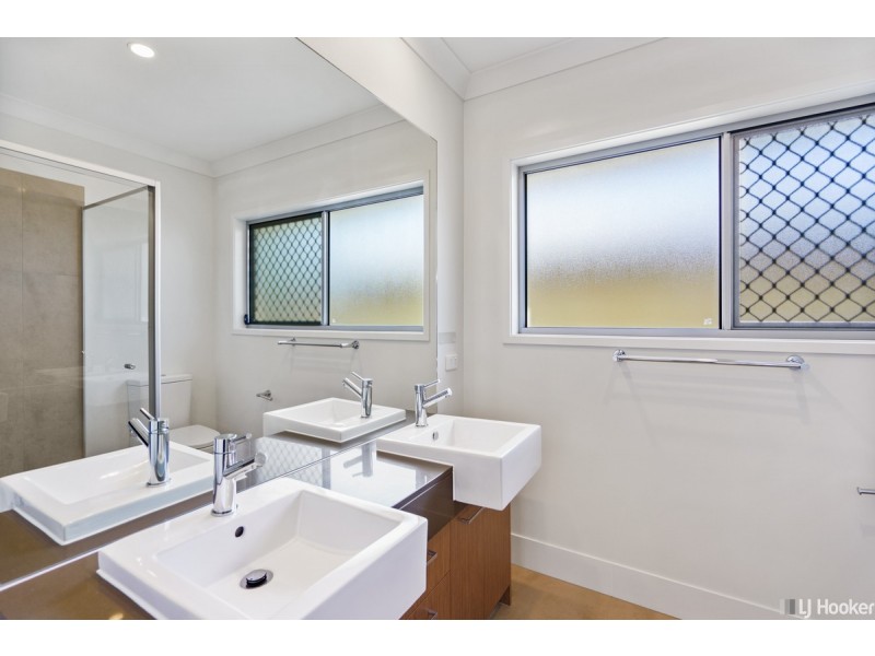 73 Ravenbourne Circuit, Capalaba QLD 4157