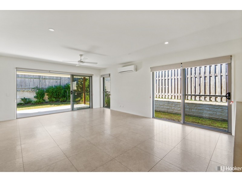 73 Ravenbourne Circuit, Capalaba QLD 4157