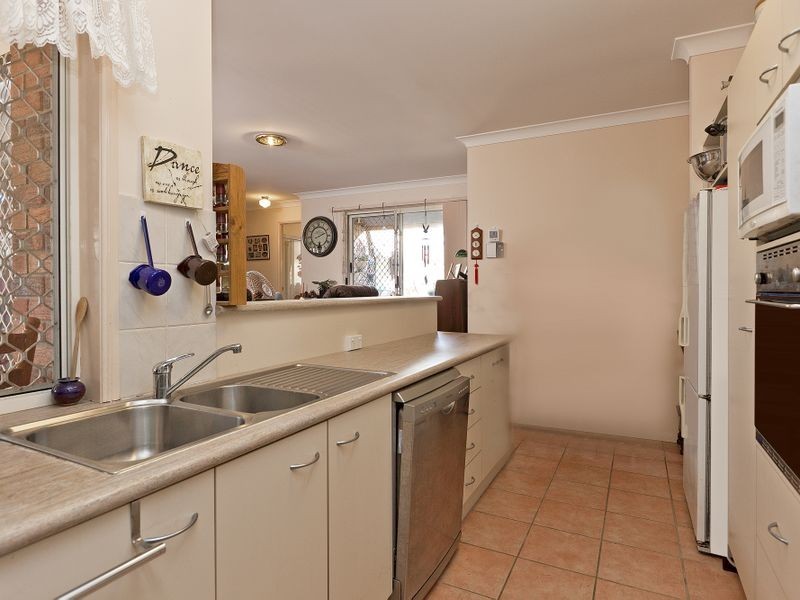 8 Buckler Court, Redland Bay QLD 4165