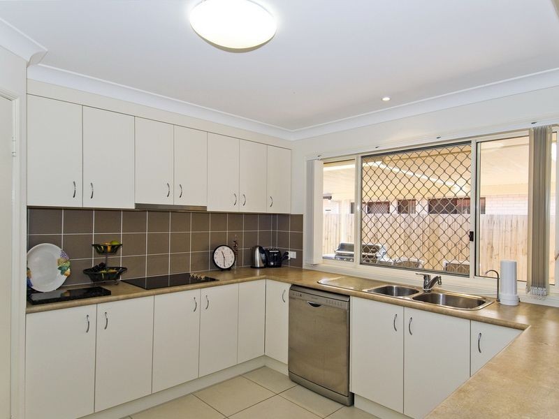 5 Manning Parade, Thornlands QLD 4164