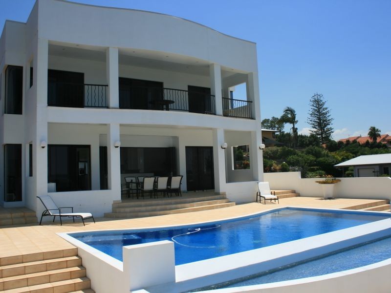 37 Esplanade, Redland Bay QLD 4165