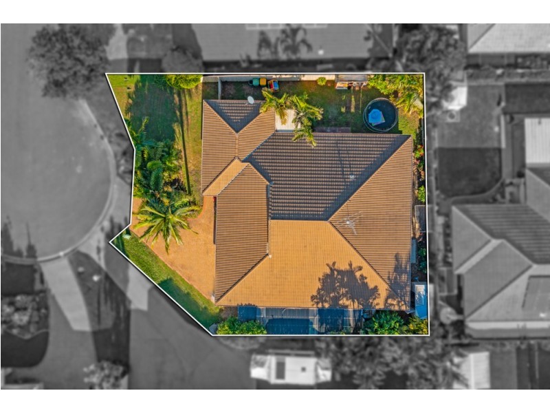 6 Bluefin Court, Redland Bay QLD 4165