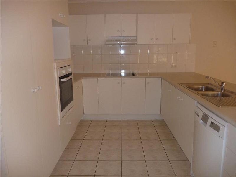 11 Fletcher Terrace, Ormiston QLD 4160