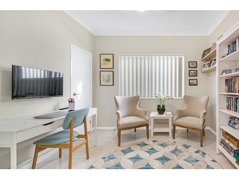 42 Russell Street, Cleveland QLD 4163