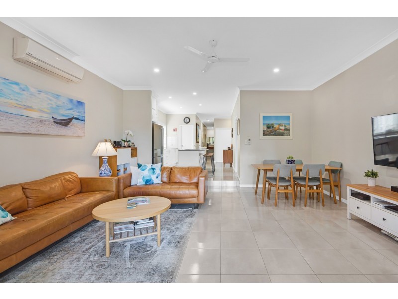 42 Russell Street, Cleveland QLD 4163