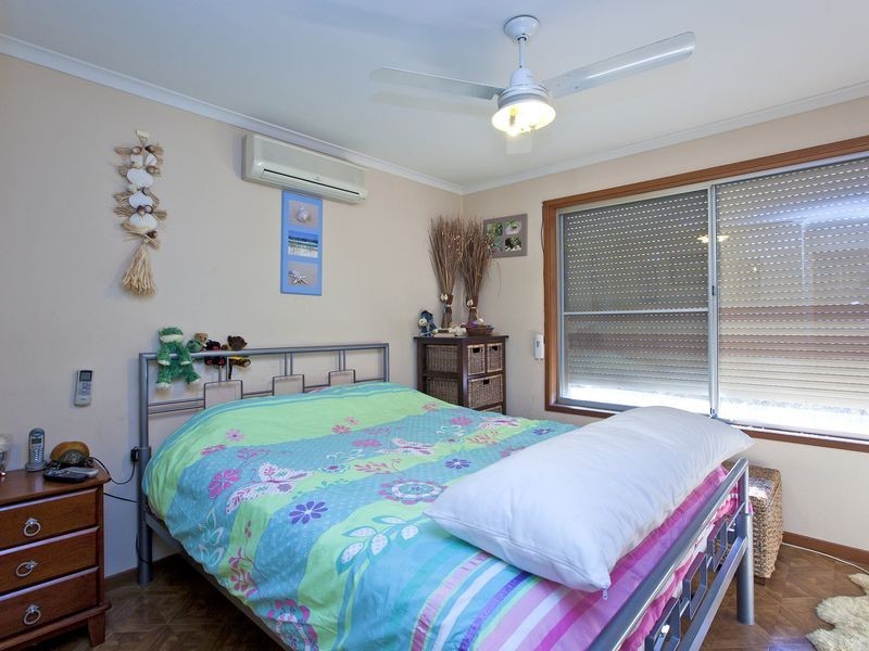 12 Lake View Drive, Thornlands QLD 4164