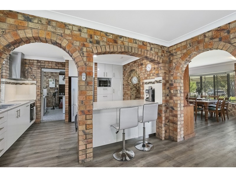 17 Beveridge Road, Thornlands QLD 4164