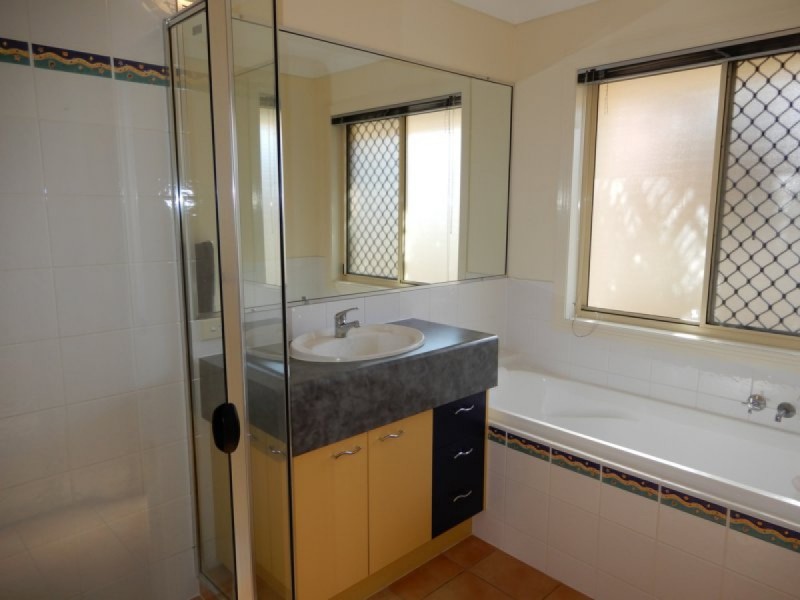 13 Wisteria Street, Ormiston QLD 4160