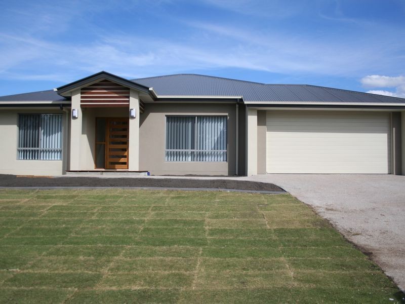 9 Pyrus Place, Redland Bay QLD 4165