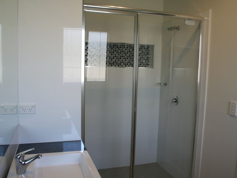 9 Pyrus Place, Redland Bay QLD 4165