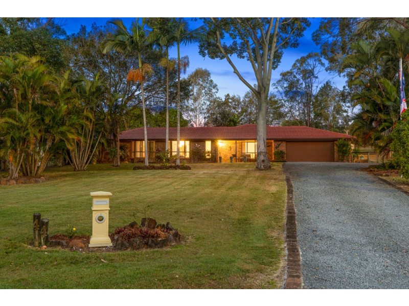 44 Tipuana Drive, Capalaba QLD 4157