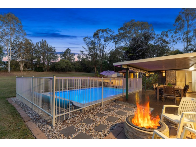 44 Tipuana Drive, Capalaba QLD 4157