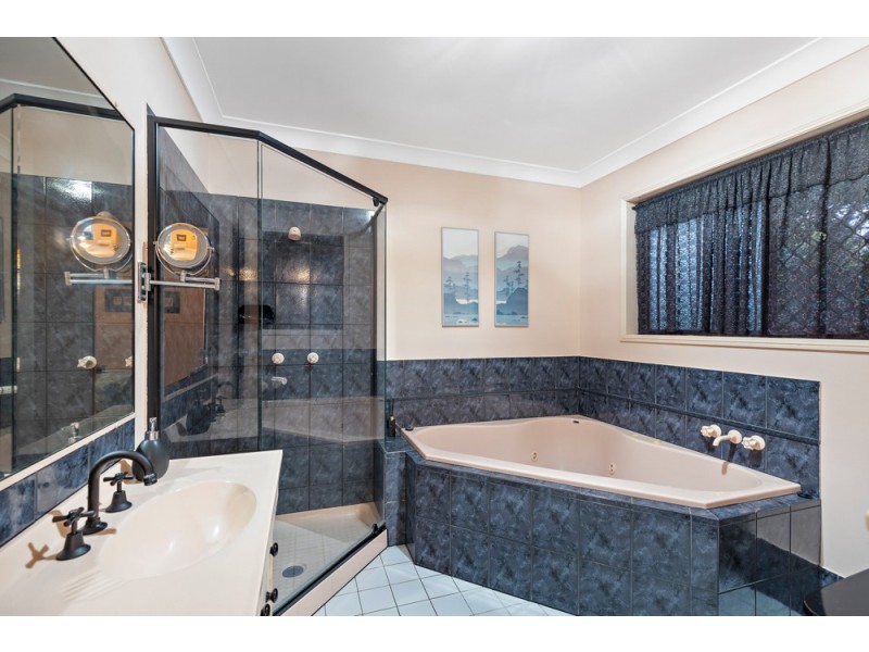 44 Tipuana Drive, Capalaba QLD 4157