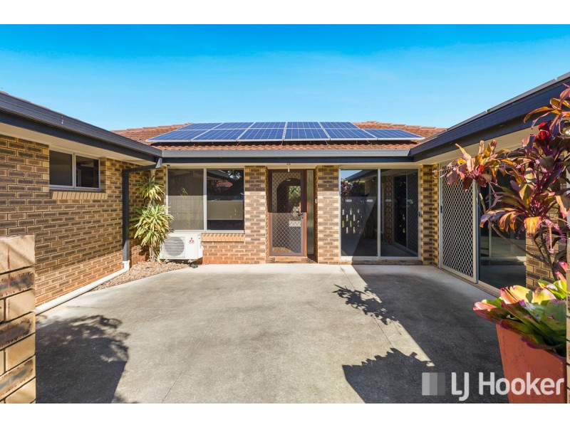 6 Marine Street, Redland Bay QLD 4165