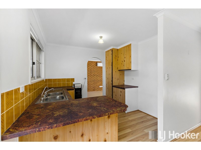 6 Marine Street, Redland Bay QLD 4165