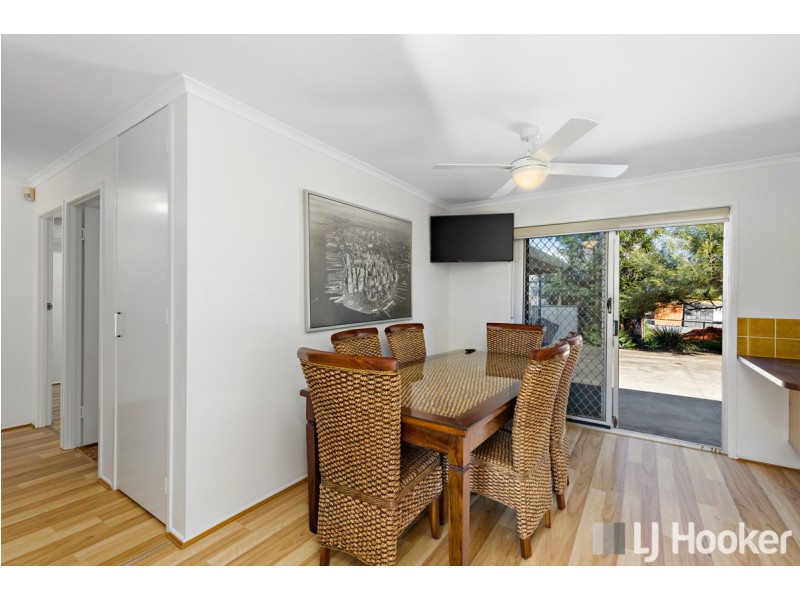 6 Marine Street, Redland Bay QLD 4165