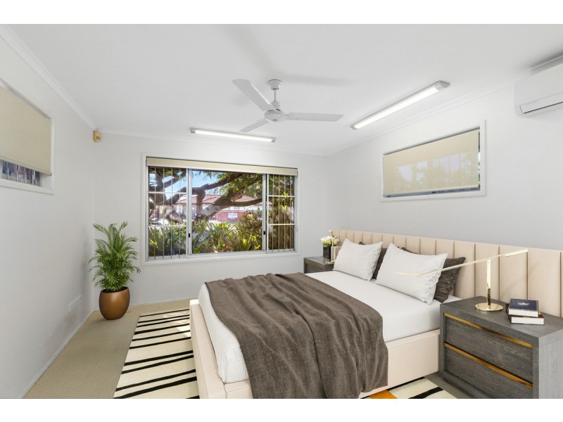 6 Marine Street, Redland Bay QLD 4165