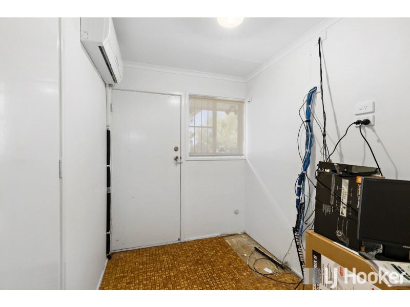 6 Marine Street, Redland Bay QLD 4165