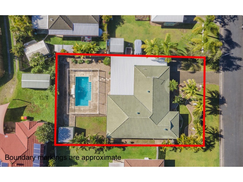 32 Fairway Drive, Redland Bay QLD 4165