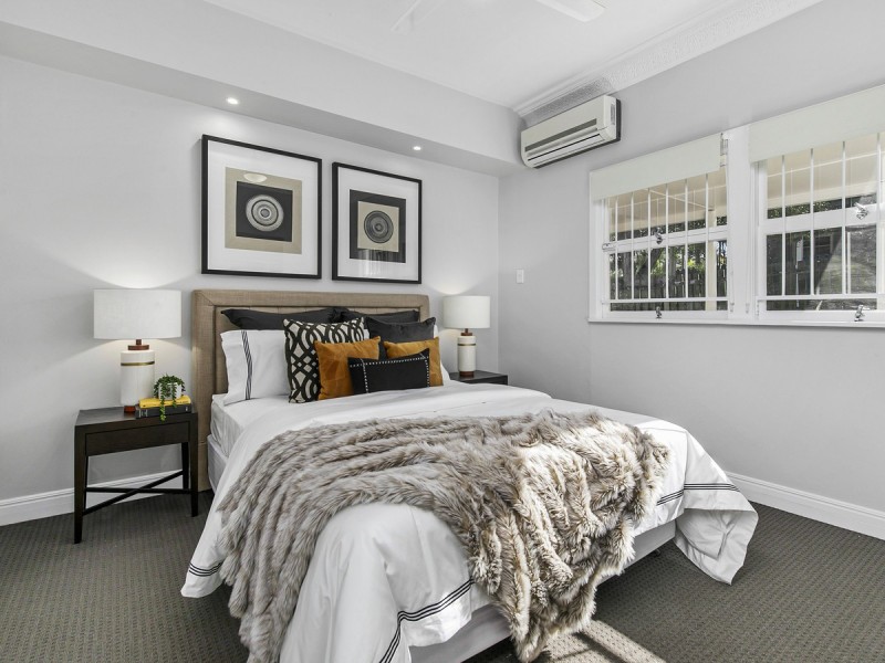 50 Brinawa Street, Camp Hill QLD 4152