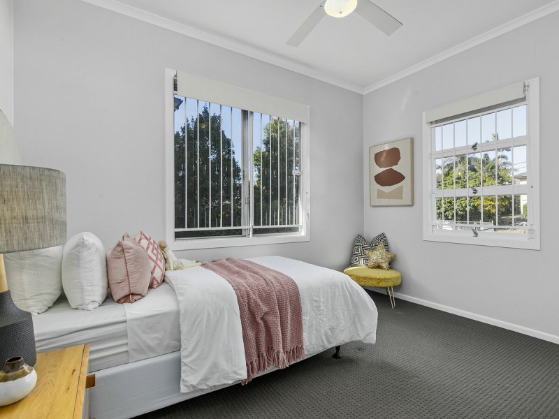 50 Brinawa Street, Camp Hill QLD 4152