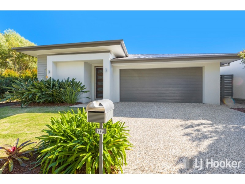 39A Unwin Road North, Redland Bay QLD 4165