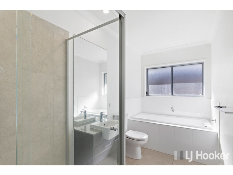 39A Unwin Road North, Redland Bay QLD 4165