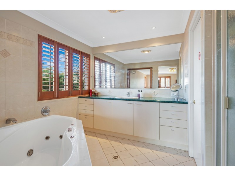 11 Carolena Street, Cleveland QLD 4163