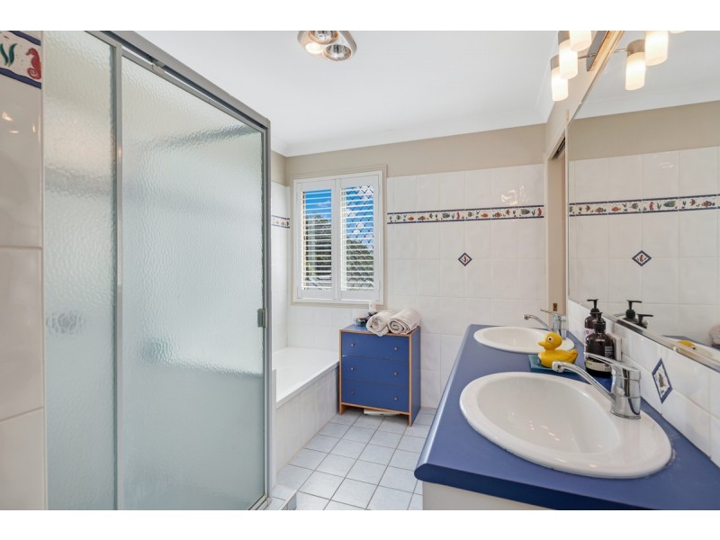 11 Carolena Street, Cleveland QLD 4163