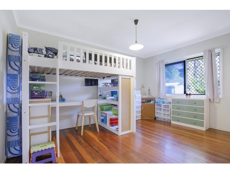 3 Summer Bay Drive, Thornlands QLD 4164