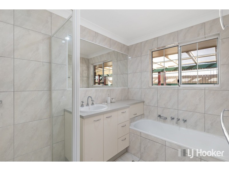 11 Natalin Street, Cleveland QLD 4163