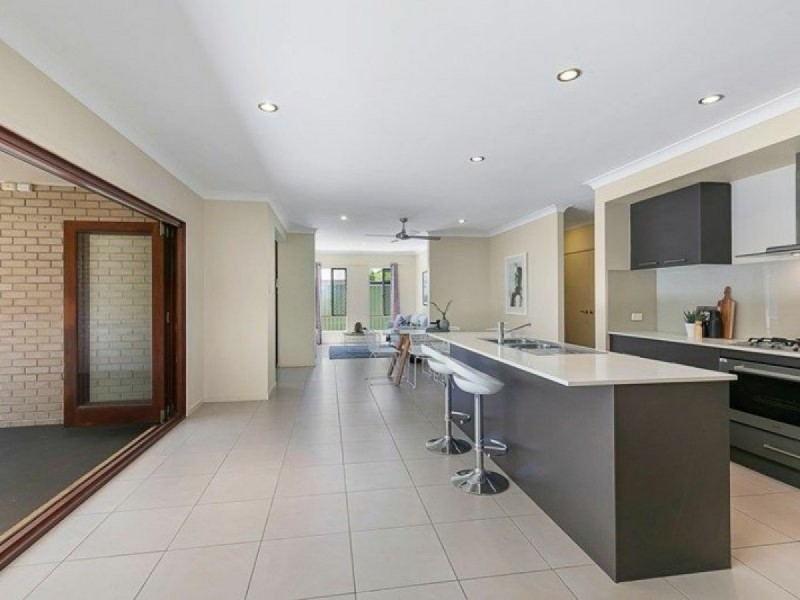 14 Morris Street, Ormiston QLD 4160