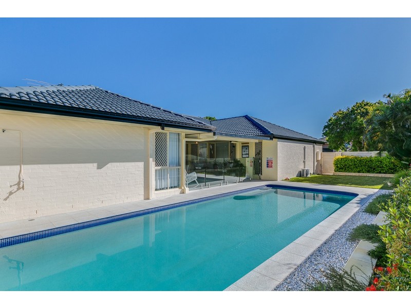 11 John Samuel Place, Ormiston QLD 4160