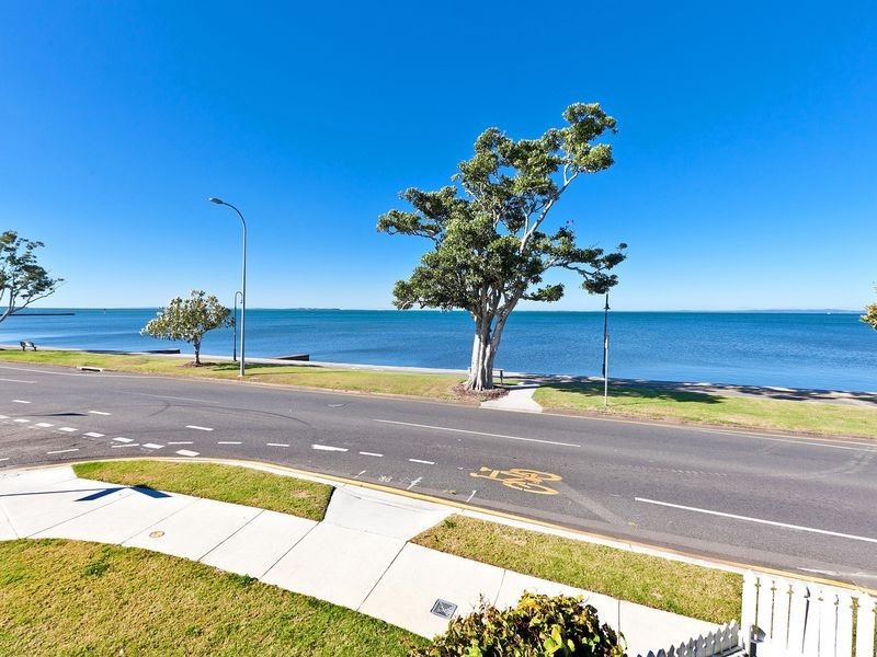 55 Waterloo Esplanade, Wynnum QLD 4178