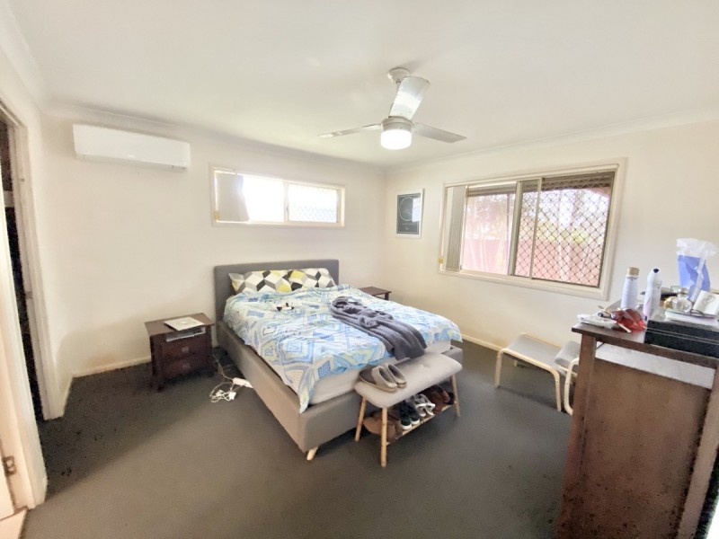 11 Roger Court, Redland Bay QLD 4165