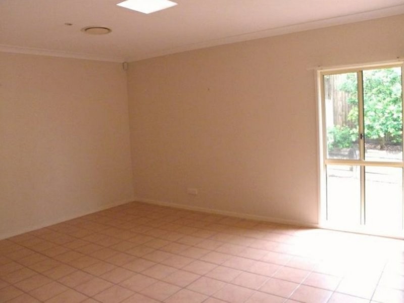 5 Eastcote Lane, Wellington Point QLD 4160