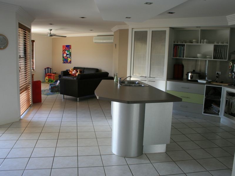 4 Sunsail Place, Thornlands QLD 4164