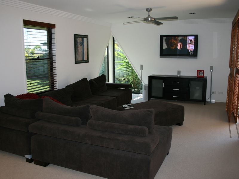 4 Sunsail Place, Thornlands QLD 4164