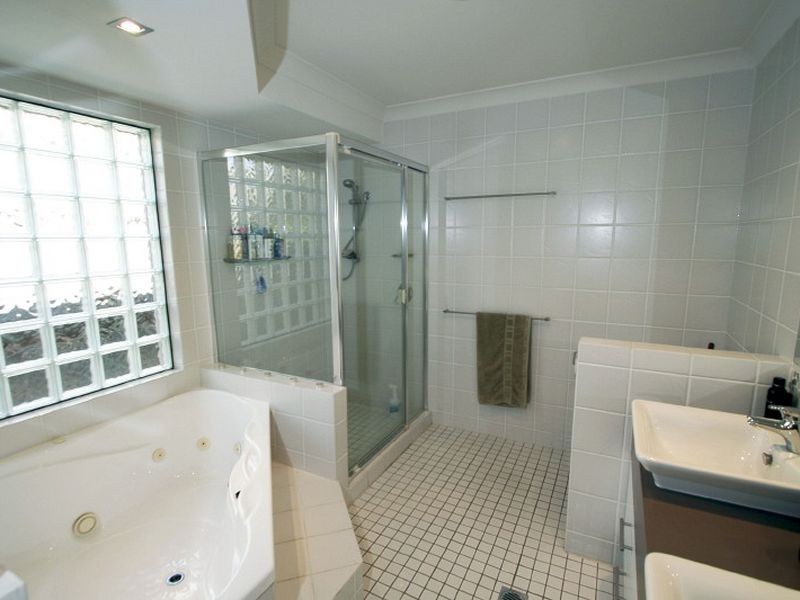 4 Sunsail Place, Thornlands QLD 4164